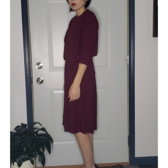 50s(?) Cranberry Colored Dress with Jacket‎ - Picture 2 of 6